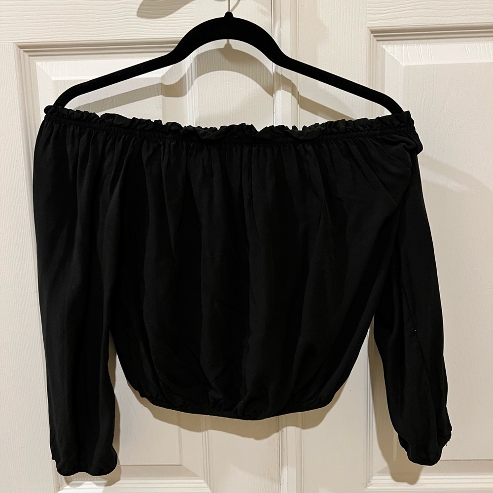 Brandy Melville/ John Galt l Off the Shoulder Blouse